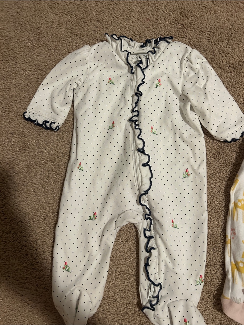 Newborn bundle - Picture 2 of 7